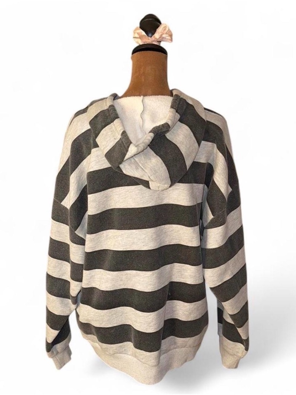 Black and Gray Striped Zip Hoodie Amoeba Music Records Patch Medium Edikted - Picture 4 of 8